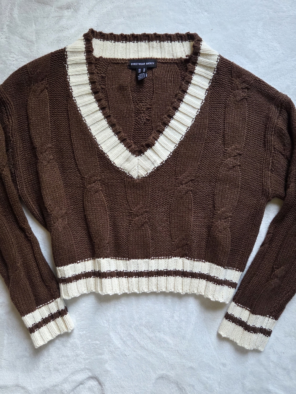 Streetwear Society Preppy Y2K 2000s V-Neck Cable Knit Sweater with Cream Trim